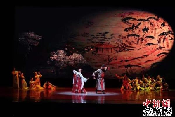 陕西“还原”唐代墓葬乐舞壁画舞蹈“和舞”展现“唐风唐韵”