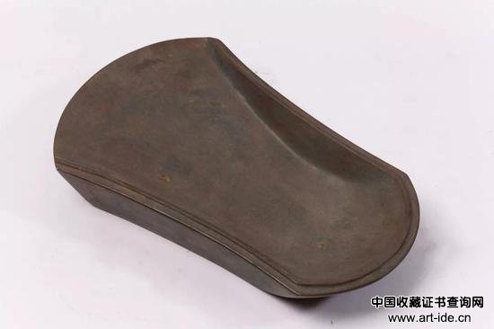 箕形石砚（晚唐）20.5X13X3.3cm