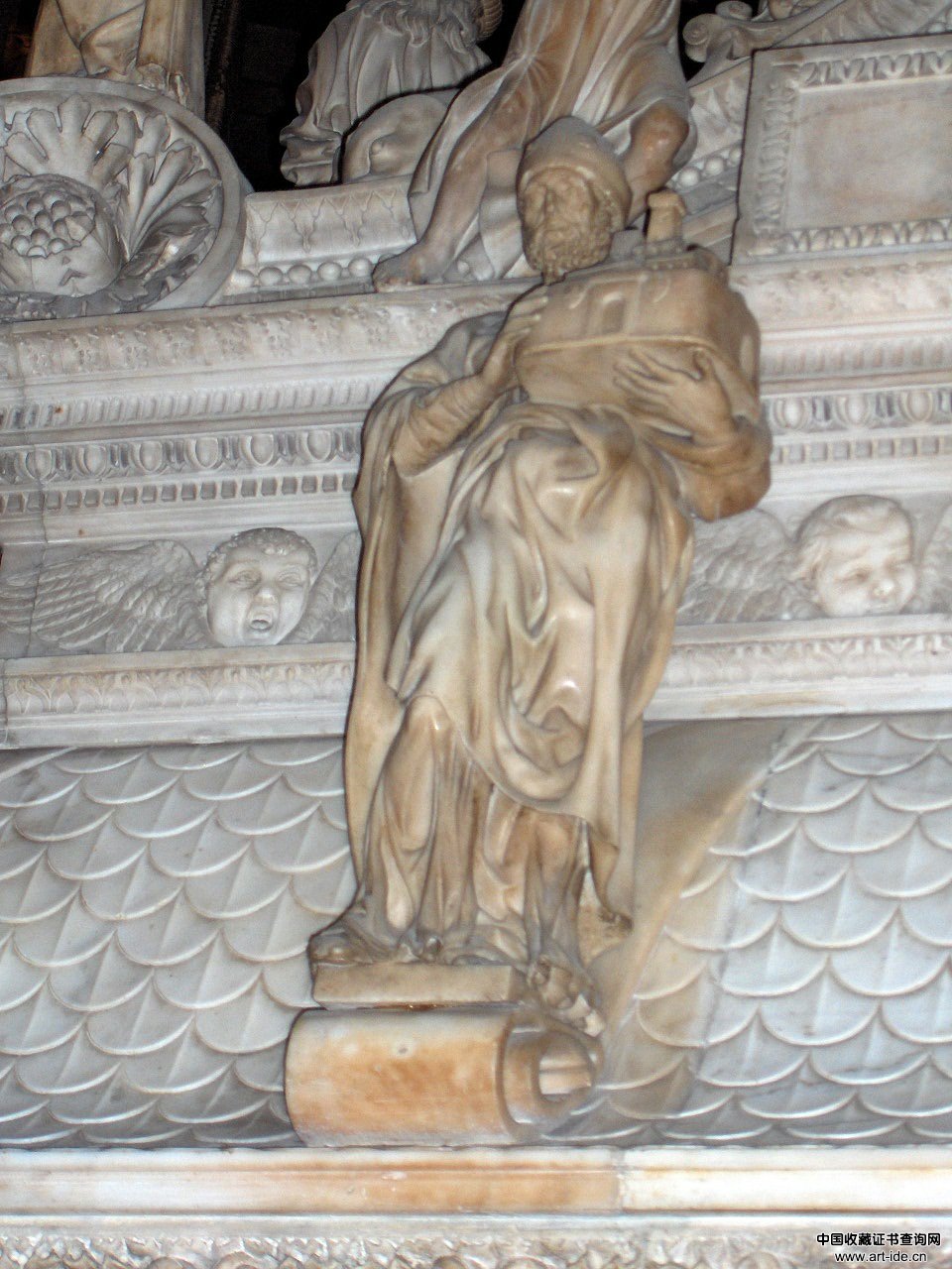 圣多明尼克像（米开朗基罗）