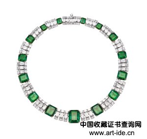 哥伦比亚绿宝石配钻石项链 　　（保利香港供图）